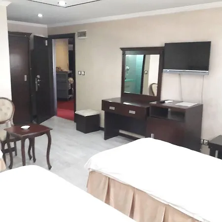 Hotel Airport 3*
